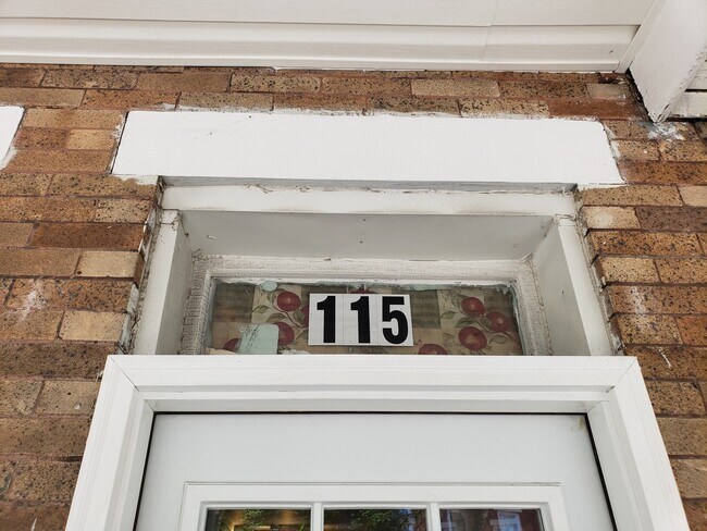 Building Photo - Awesome  2BD/1.5BA Charles Village Home w ...