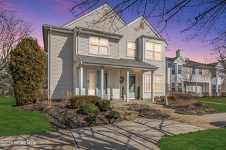 Building Photo - 237 Paddington Ct