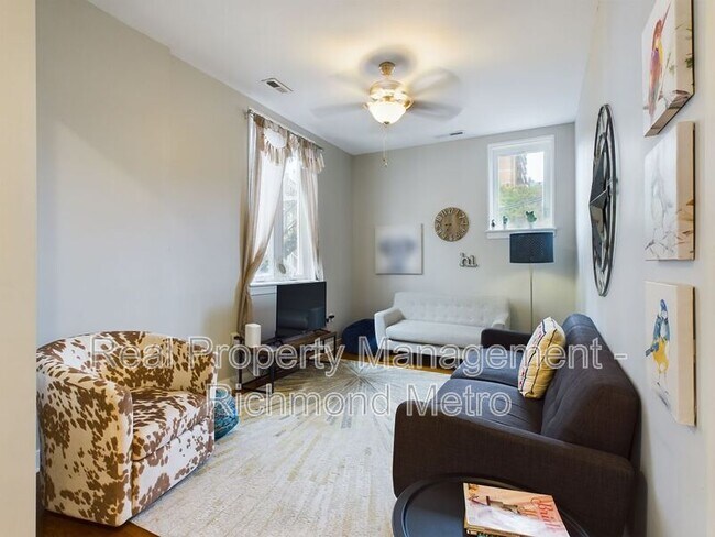 Foto del edificio - 406 W Franklin St
