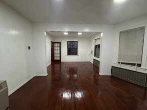 Building Photo - 375 N Elm St