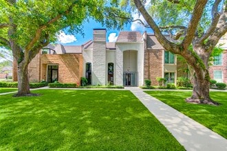 Building Photo - 438 E Fair Harbor Ln