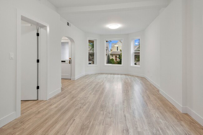 Foto del edificio - 1921 West Summerdale Avenue Unit 1F