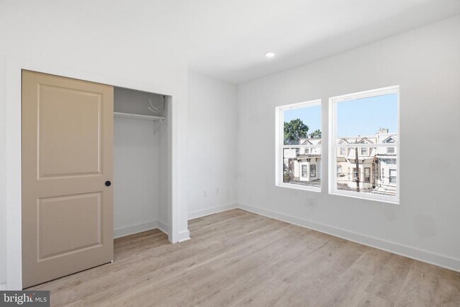 Building Photo - 669 N 39th St