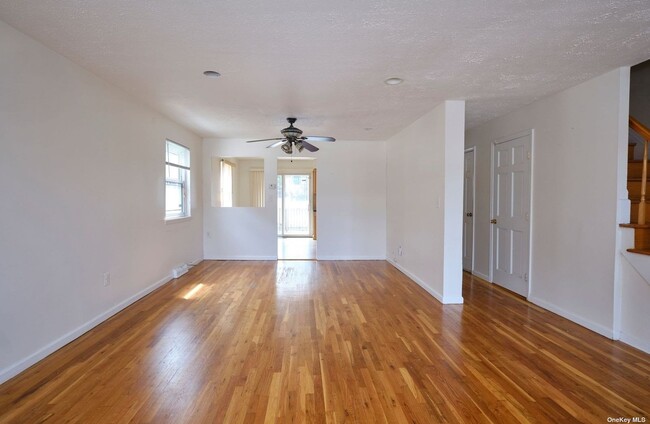 Building Photo - 240-60-240-65 65th Ave