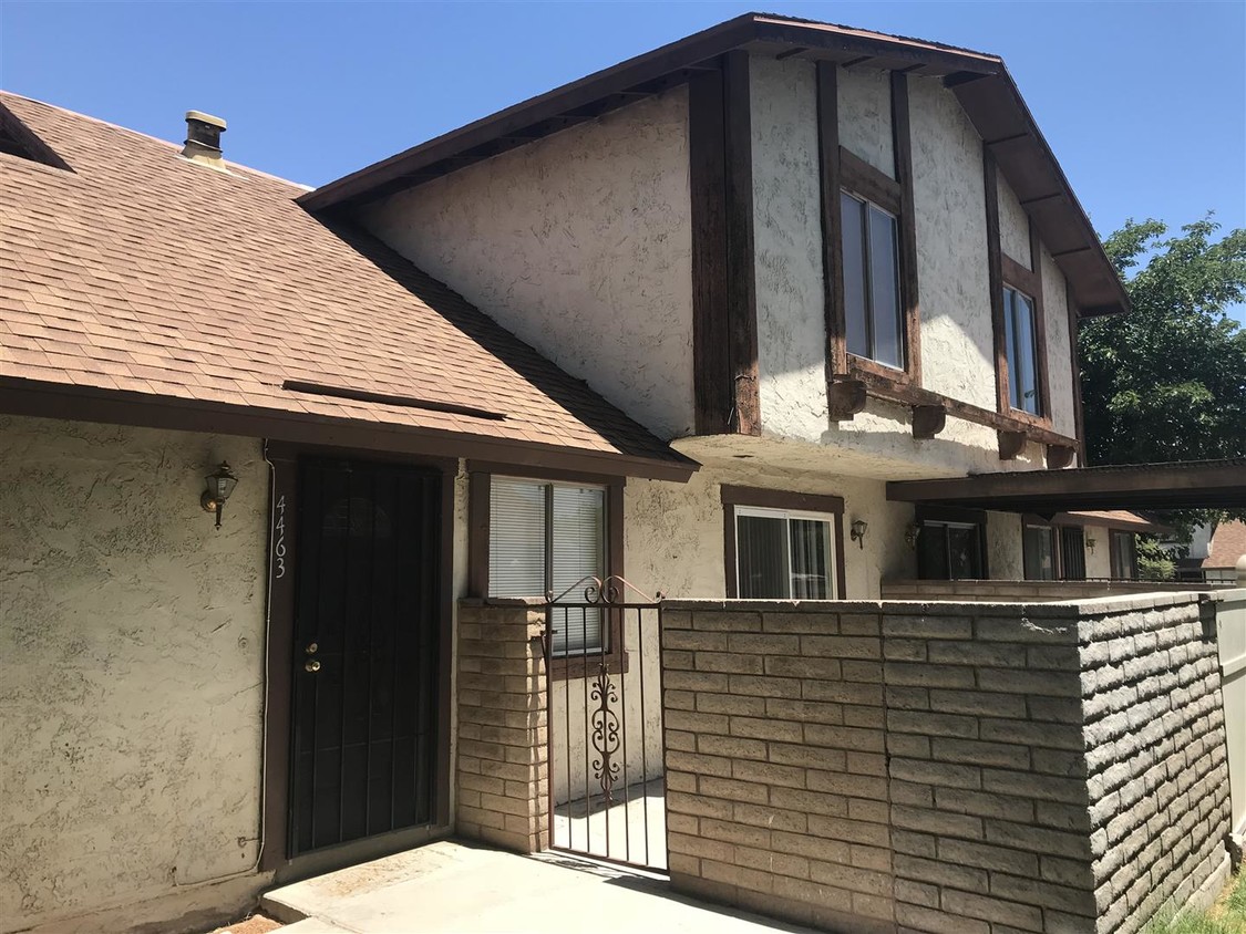 Primary Photo - 4463 Buena Vista Dr