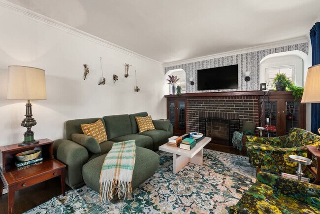 Foto del edificio - 4040 W 158th St