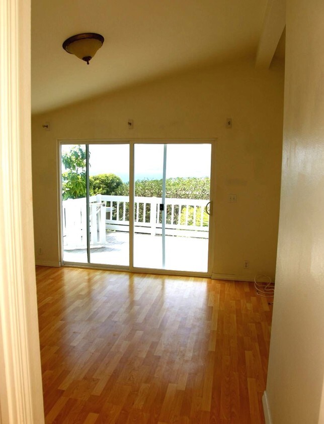Primary Photo - 29239 Heathercliff Rd