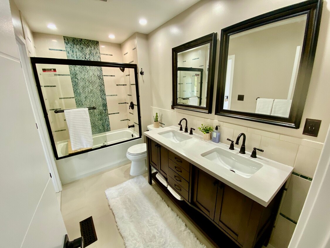 Foto principal - 120 Clemens Ct