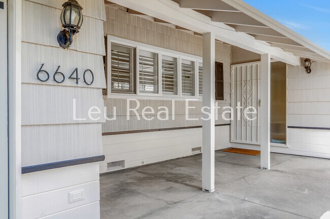 Foto del edificio - 6640 S Land Park Dr