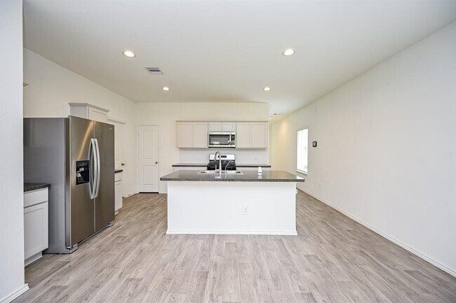 Building Photo - 5411 Auburn Gardens Ct