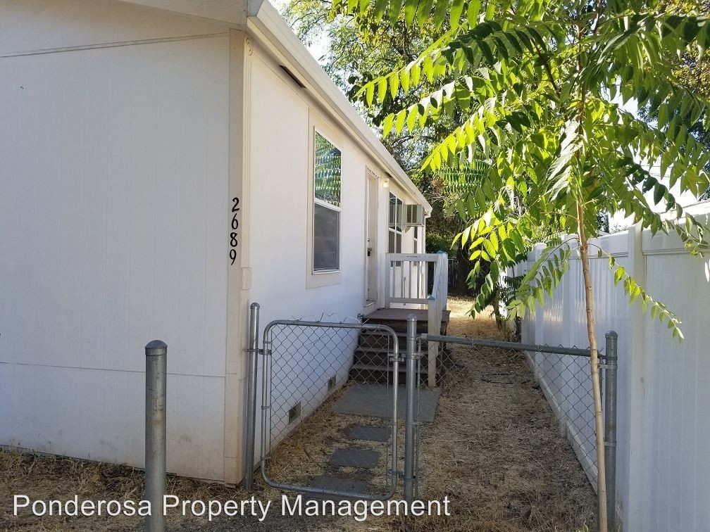 Foto principal - 3 br, 2 bath House - 2689 Fort Wayne Street