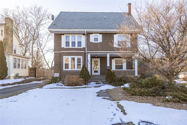 Foto del edificio - 1609 Culver Rd