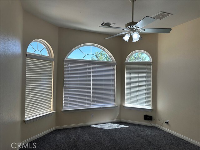 Building Photo - 27646 Silver Lakes Pkwy