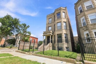 Building Photo - 6401 S Maryland Ave