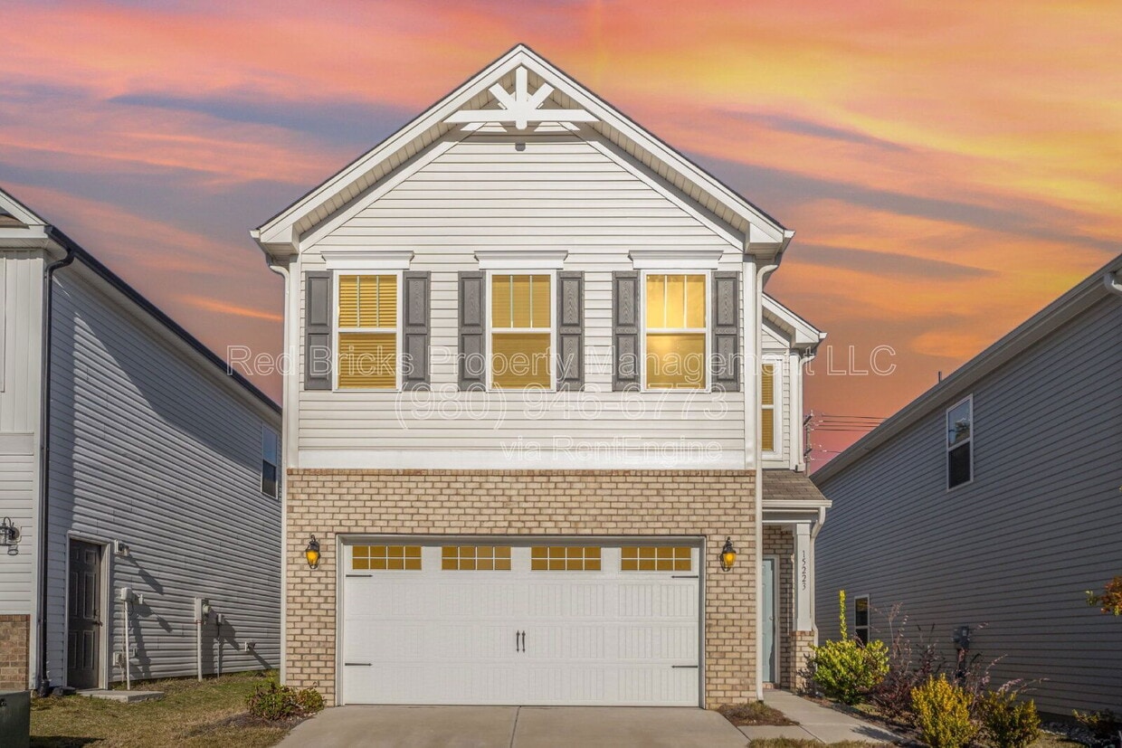 Primary Photo - 15223 Scoter St