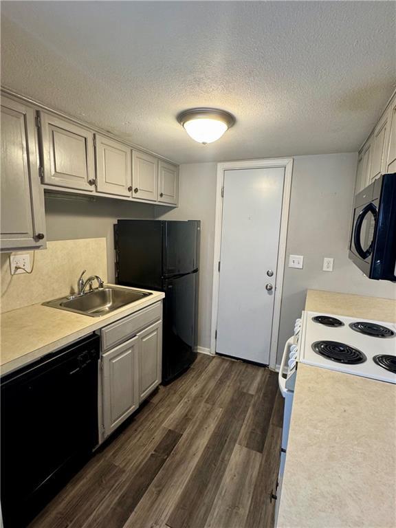 Foto del edificio - 13783 Turnberry Ln
