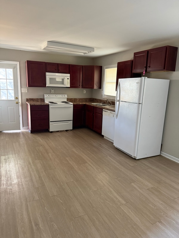 Foto principal - 2830 Rex Rd