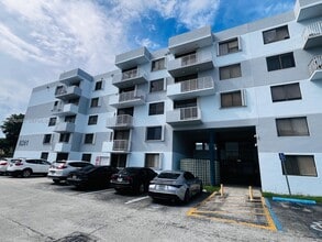 Building Photo - 8261 NW 8th St