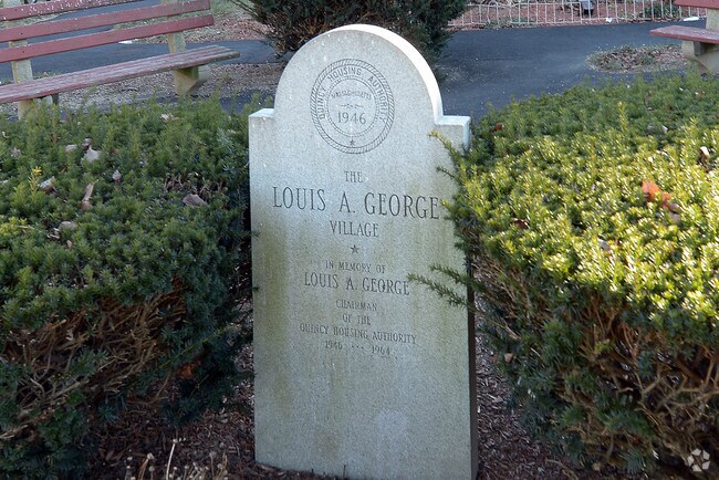 Foto del edificio - Louis George Village