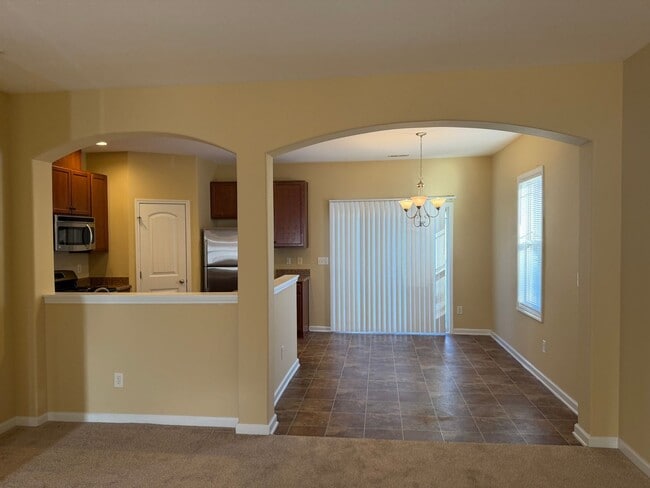 Building Photo - Stunning 3-bedroom, 2.5-bathroom home in Cary