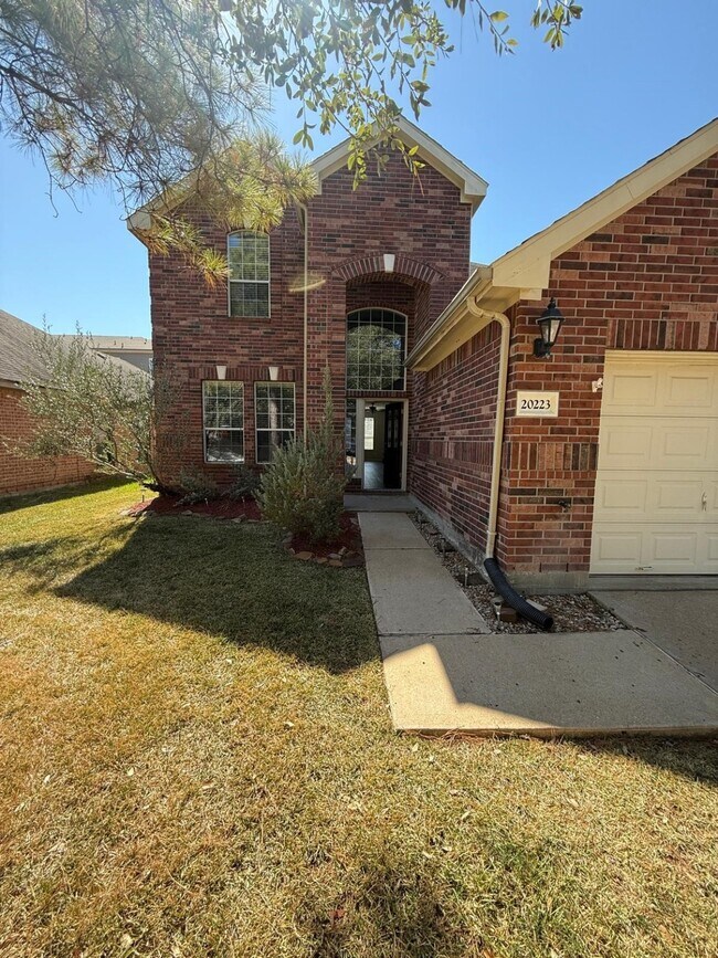 Foto del edificio - 20223 Benton Springs Ln