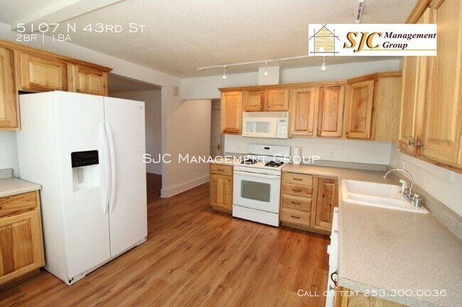 Building Photo - 5107 N 43rd St