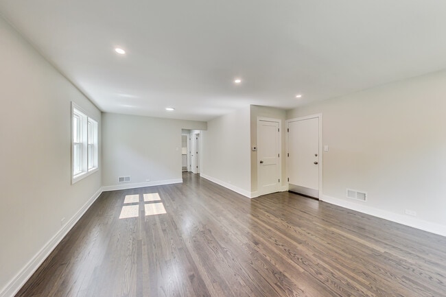 Building Photo - 4821 Crain St