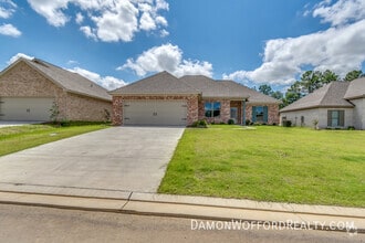 Building Photo - 174 Shelby Mae Cir