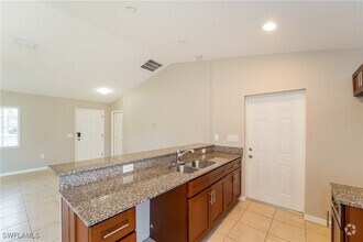 Building Photo - 6100 Deer Run Rd