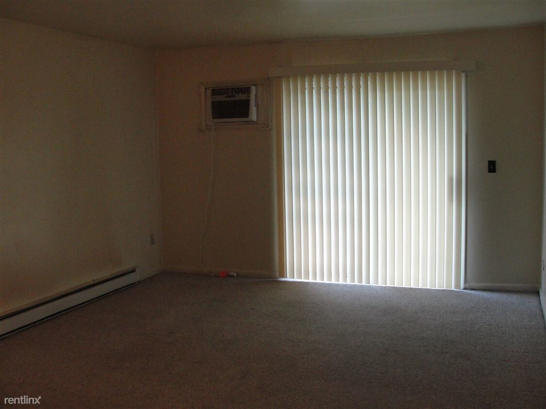 Building Photo - 1624 Cambria Dr