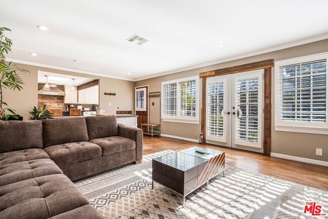 Foto del edificio - 12413 Beatrice St