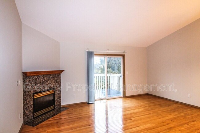 Foto del edificio - 13609 46th Ave SE