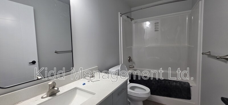 Photo du bâtiment - 6285-6285 Monterey Rd