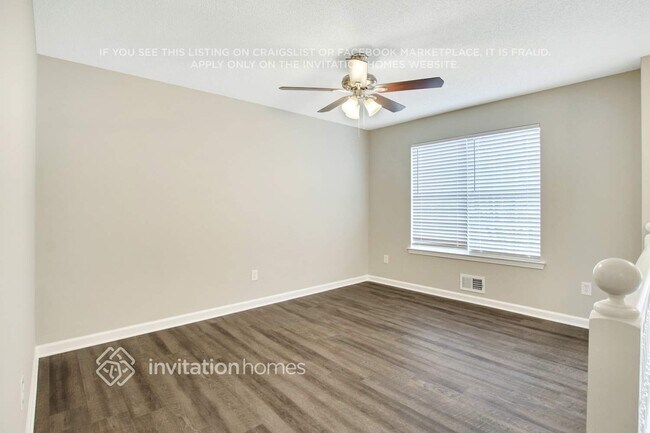 Building Photo - 1815 Independence Dr