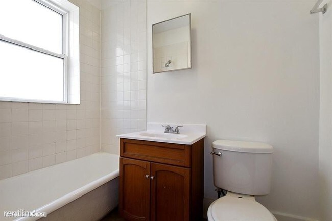 Foto del edificio - 7756 S Marshfield Ave