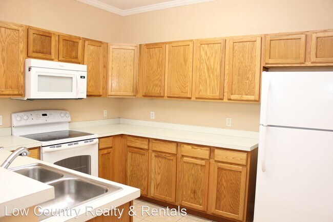 Foto del edificio - 2 br, 2 bath House - 96 Pine Forest