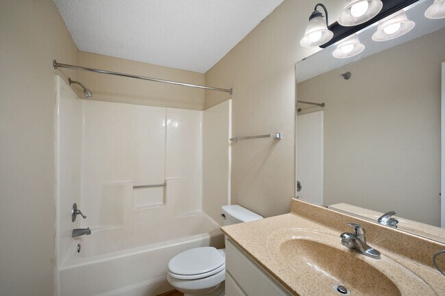 Foto del edificio - Heritage Park Apartments