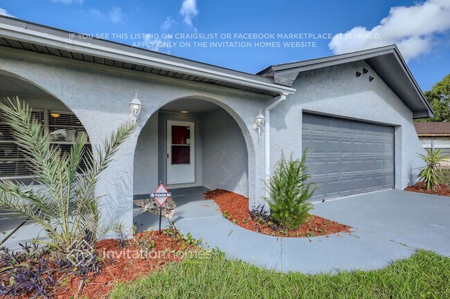 Building Photo - 8146 Chaucer Ct