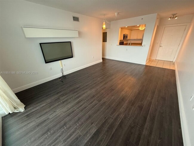 Foto del edificio - 60 NW 37th Ave