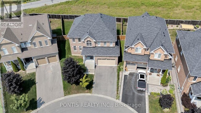 Building Photo - 2051 Hunking Ct