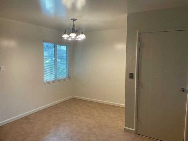 Foto del edificio - SAN JOSE - Well Maintained 3/2 In A Quiet ...