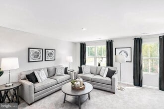 Building Photo - 112 Hamilton Ln.