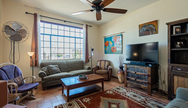 Foto del edificio - 9320 E Mikelyn Ln