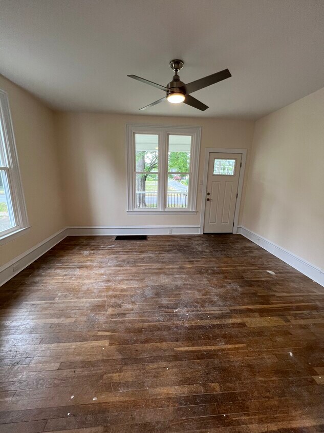 8987 Jackson St Unit B, Weedsport, NY 13166 Apartments in Weedsport