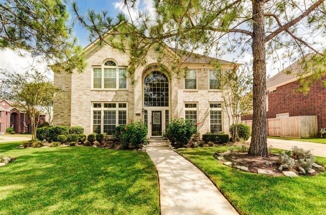 Foto del edificio - 2107 Pitching Wedge Ct