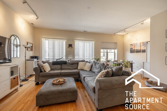 Foto del edificio - 2518 N Willetts Ct