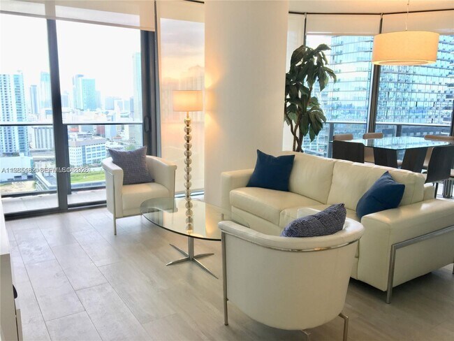 Foto del edificio - 55 SW 9th St