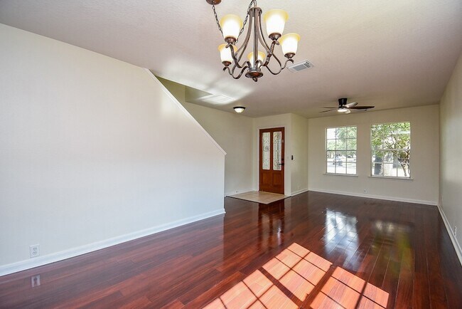 Foto del edificio - 19235 Indian Stone Ln
