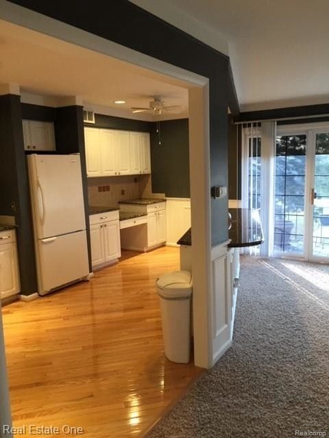 Building Photo - 484 N Fox Hills Dr