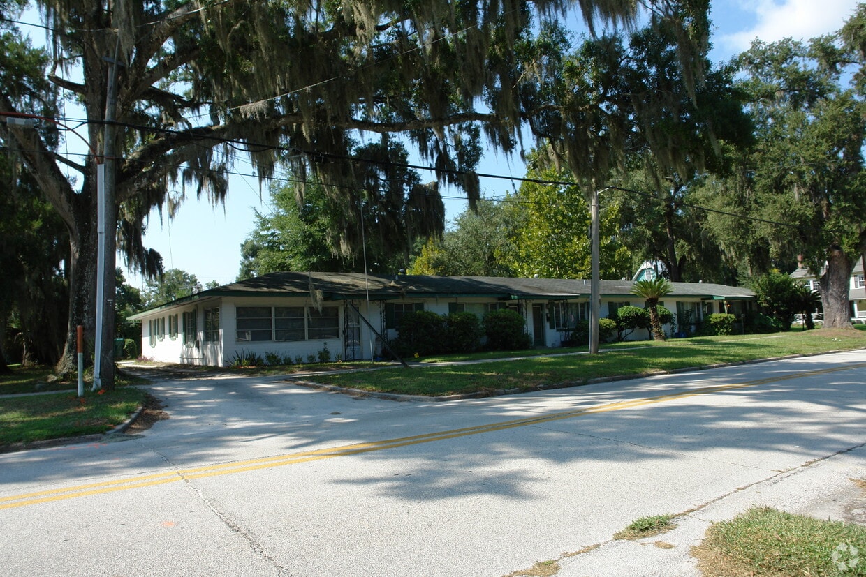 Building Photo - 238 W Rich Ave
